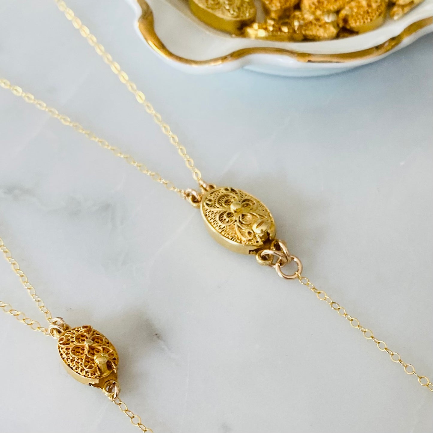 Vintage Clasp Necklace